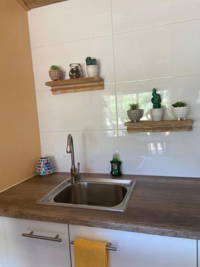 Cozy Studio With Private Spa Oranjestad Kültér fotó
